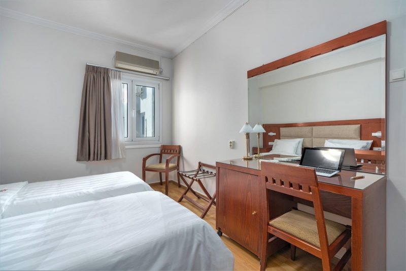 accommodation athens center - Hotel Attalos Athens